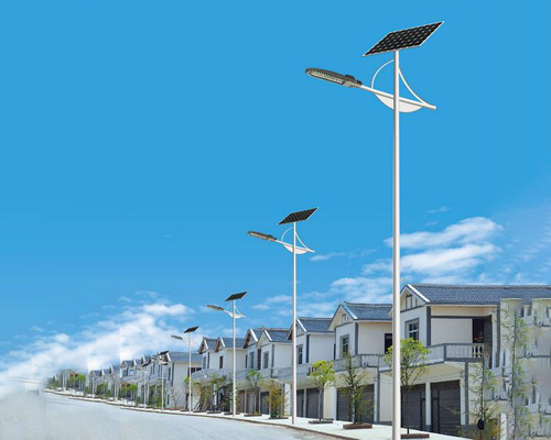 1742827400379537.jpg 高台太阳能路灯.jpg