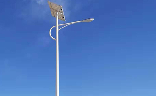 高台均匀度0.4与0.6差距多大？太阳能路灯配光指南