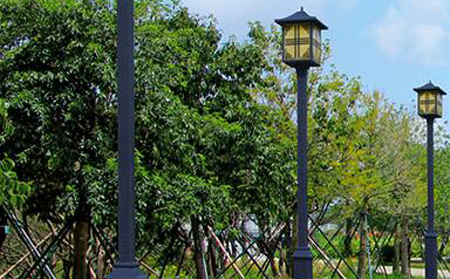 太阳能高台庭院灯价格为何差三倍?关键看这几点 太阳能高台庭院灯价格为何差三倍?关键看这几点